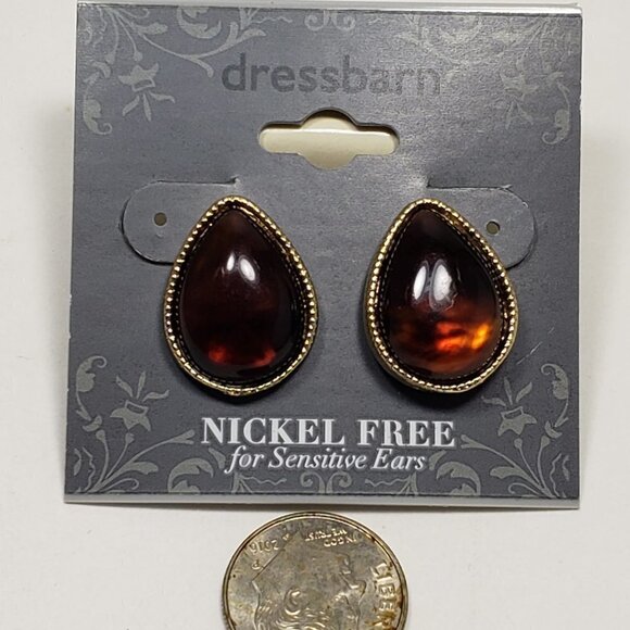 2/$30 Dainty Gold tone & Stone TearDrop Design 0.6" Stud Earrings - Jewelry - Picture 6 of 8